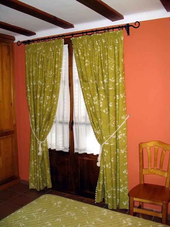 Apartamentos Casa Gallan Sarvisé Cameră foto